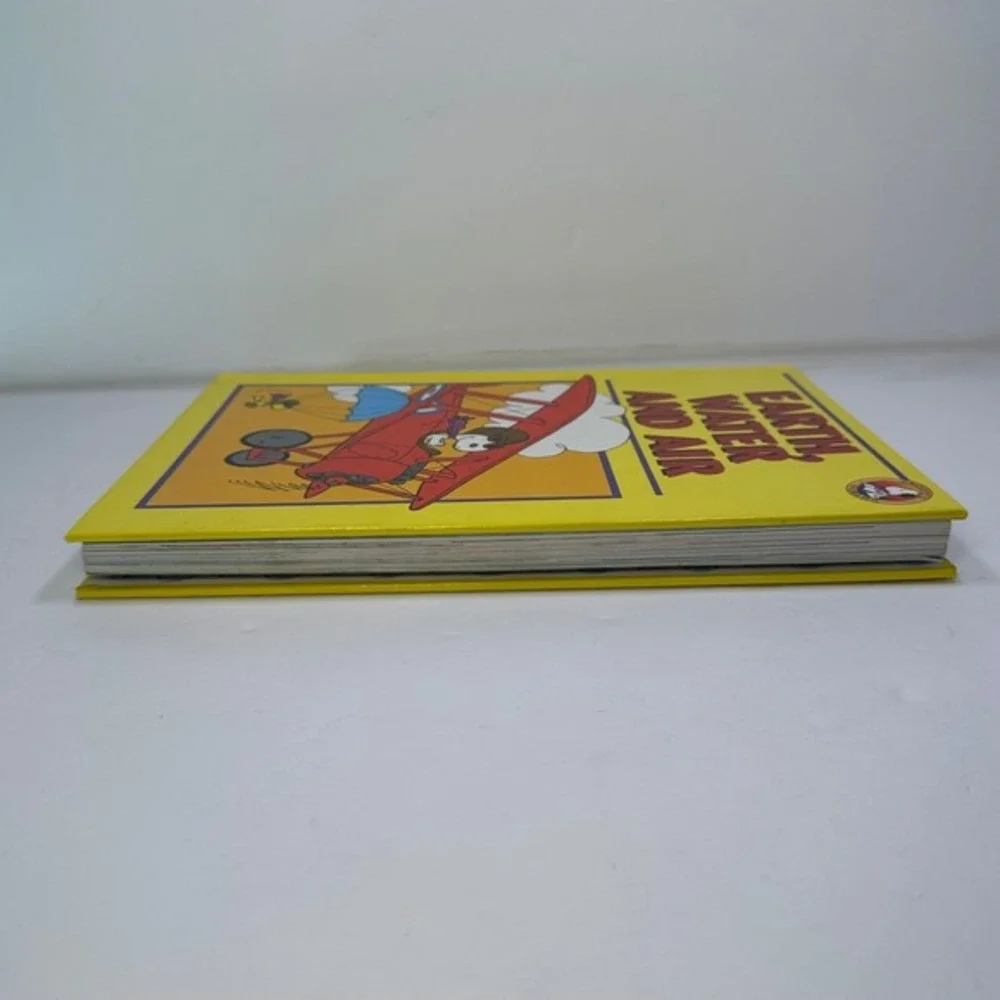Charlie Brown Earth‎ Water and Air Childrens Educational Book Snoopy 1994